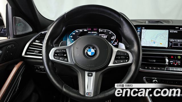 BMW X6 (G06) M50i 2021 — фото 13