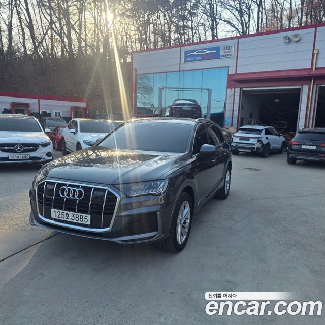 Audi Q7 (4M) 45 TDI Quattro Premium 2022 — фото 2