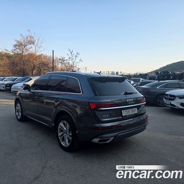 Audi Q7 (4M) 45 TDI Quattro Premium 2022 — фото 3