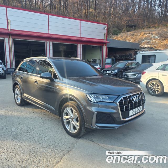 Audi Q7 (4M) 45 TDI Quattro Premium 2022 — фото 6