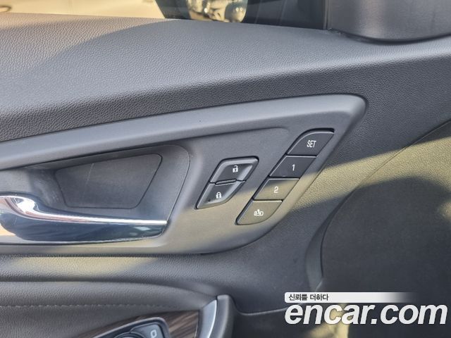 Chevrolet Malibu 2.0 Turbo Redline 2022 — фото 17