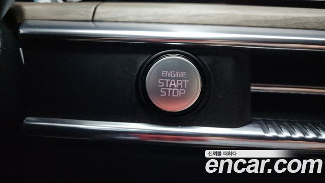 Kia K5 (III) 1.6 Turbo Noblesse 2023 — фото 17