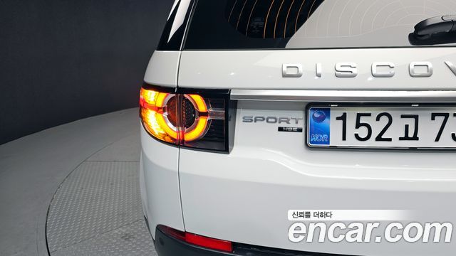 Land Rover Discovery Sport 2.0 TD4 HSE Luxury 2017 — фото 23