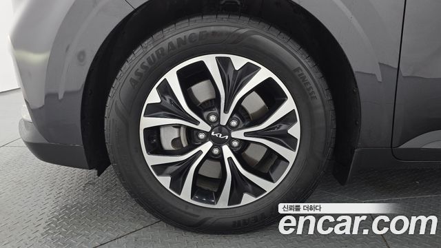 Kia Carnival (IV) Diesel 11-Seater Prestige 2023 — фото 5