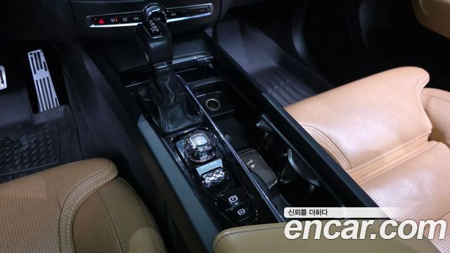 Volvo XC60 (II) T6 Inscription 2018 — фото 9