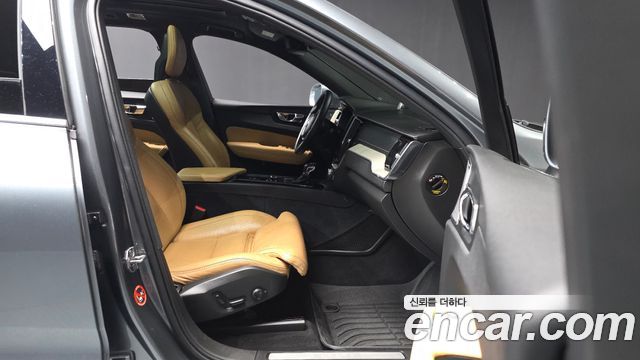 Volvo XC60 (II) T6 Inscription 2018 — фото 15