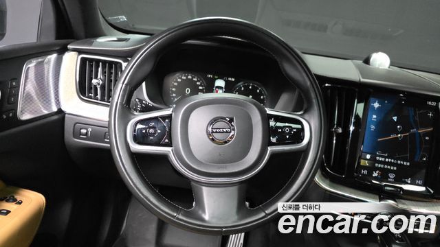 Volvo XC60 (II) T6 Inscription 2018 — фото 17