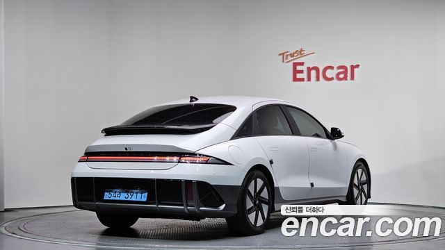 Hyundai Ioniq 6 Standard Exclusive 2023 — фото 2