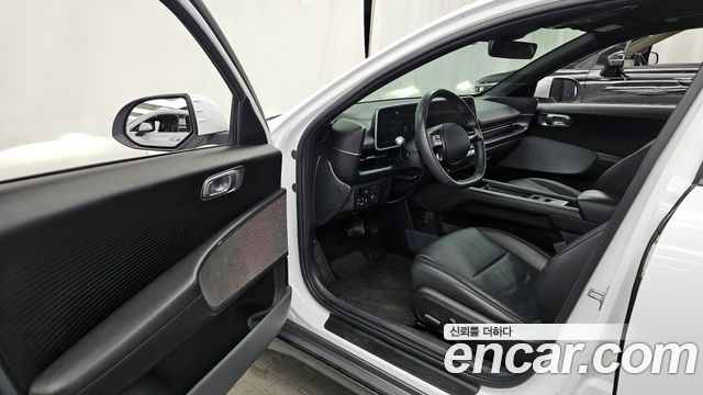 Hyundai Ioniq 6 Standard Exclusive 2023 — фото 10