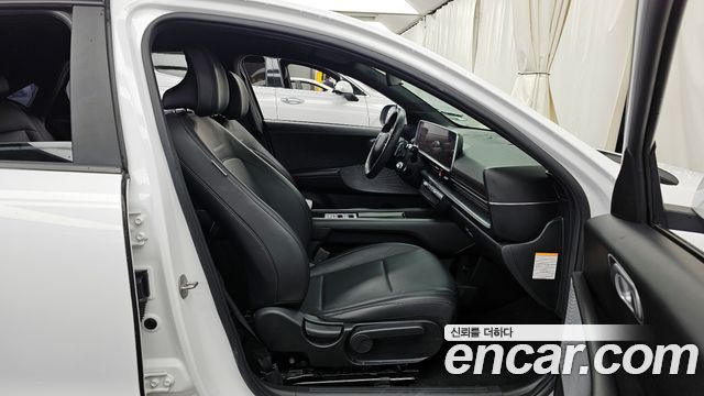 Hyundai Ioniq 6 Standard Exclusive 2023 — фото 11