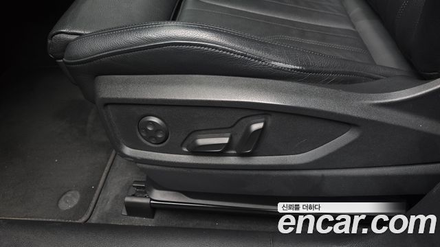 Audi Q5 (FY) 40 TDI Quattro Premium 2020 — фото 31