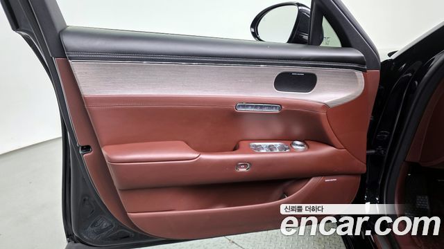 Genesis G90 (RS4) Gasoline 3.5 Turbo AWD 2022 — фото 24