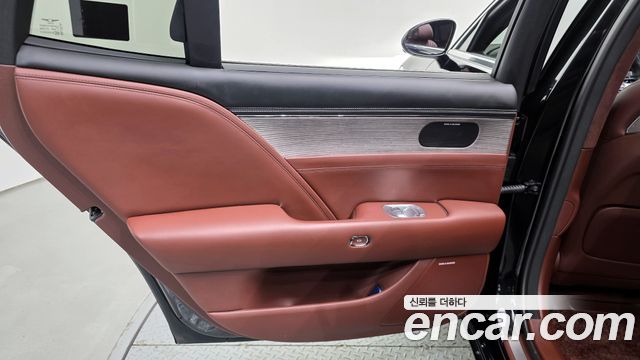 Genesis G90 (RS4) Gasoline 3.5 Turbo AWD 2022 — фото 25