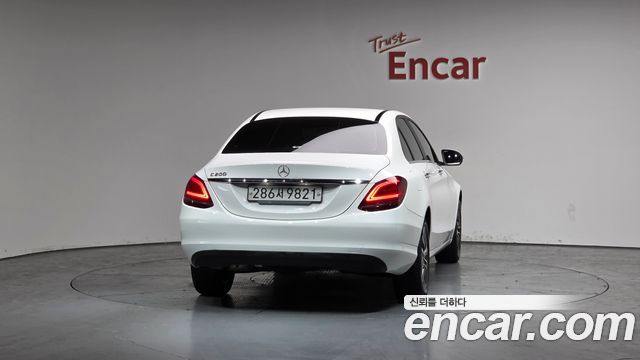 Mercedes-Benz C-Class (W205) C200 2020 — фото 4