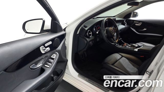 Mercedes-Benz C-Class (W205) C200 2020 — фото 10