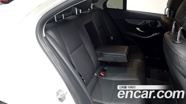 Mercedes-Benz C-Class (W205) C200 2020 — фото 17