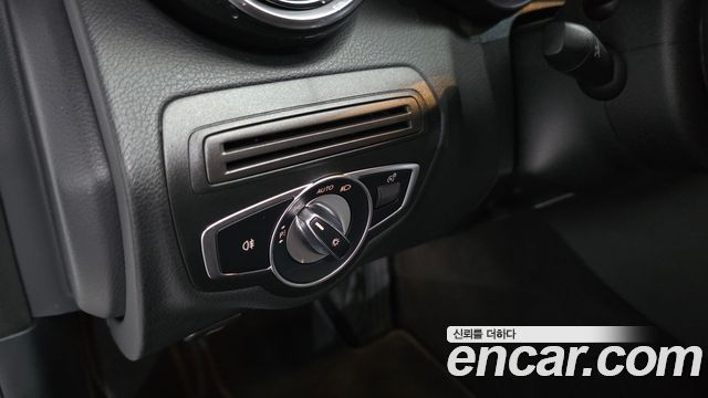 Mercedes-Benz C-Class (W205) C200 2020 — фото 19