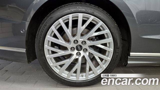 Audi A8 (D5) 50 TDI Quattro LWB 2021 — фото 5