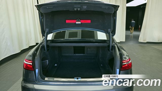 Audi A8 (D5) 50 TDI Quattro LWB 2021 — фото 20
