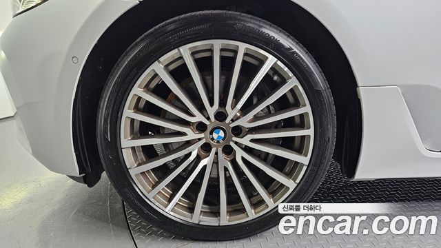 BMW 6 Series GT (G32) 640i xDrive Luxury 2021 — фото 5