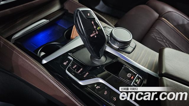 BMW 6 Series GT (G32) 640i xDrive Luxury 2021 — фото 9