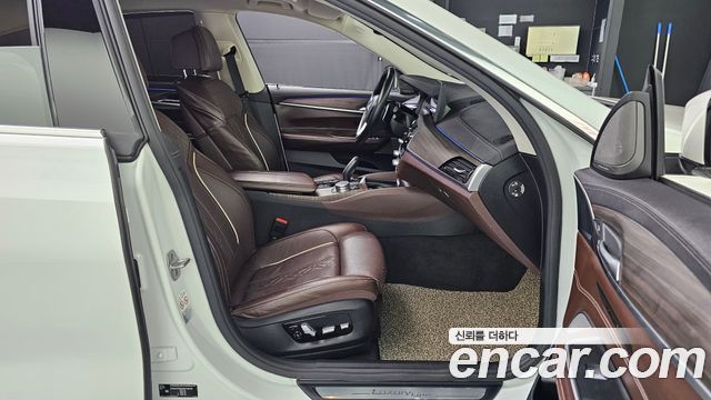 BMW 6 Series GT (G32) 640i xDrive Luxury 2021 — фото 12