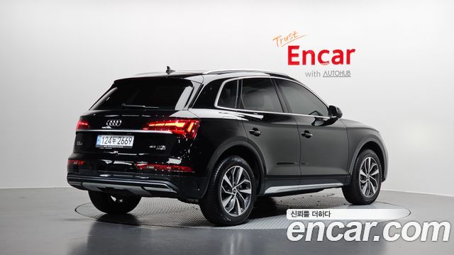 Audi Q5 (FY) 45 TFSI Quattro 2023 — фото 2