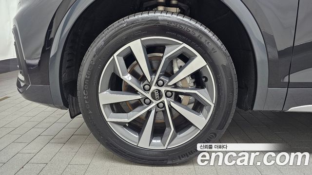 Audi Q5 (FY) 45 TFSI Quattro 2023 — фото 5