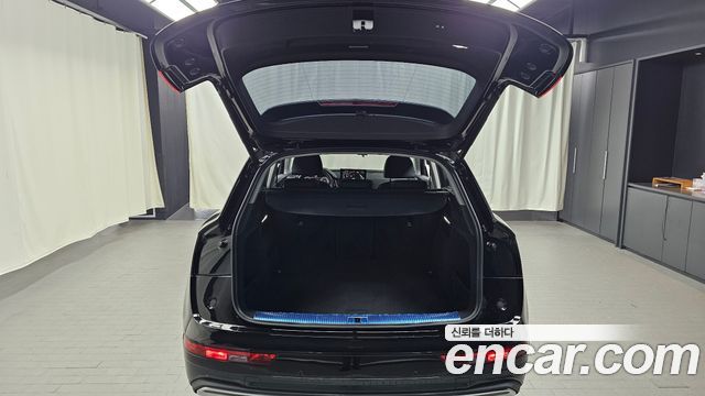 Audi Q5 (FY) 45 TFSI Quattro 2023 — фото 20