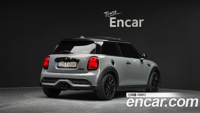 MINI Cooper S Classic Third Generation 2022 — фото 2
