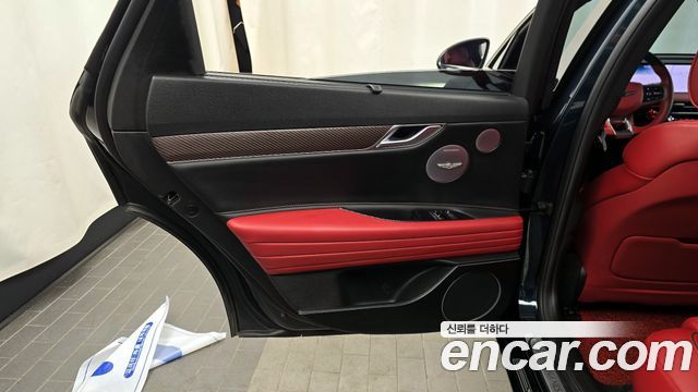 Genesis G80 (RG3) Gasoline 2.5 Turbo AWD 2025 — фото 25