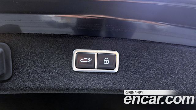 Genesis G80 (RG3) Gasoline 2.5 Turbo AWD 2025 — фото 26