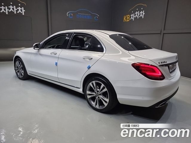 Mercedes-Benz C-Class (W205) C220 d 4MATIC 2020 — фото 4