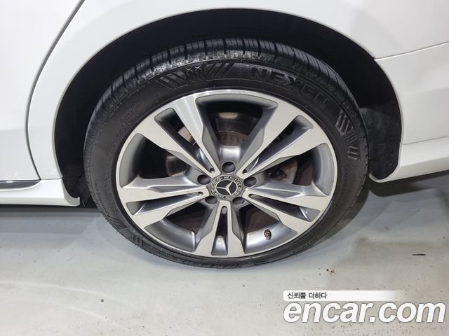 Mercedes-Benz C-Class (W205) C220 d 4MATIC 2020 — фото 24