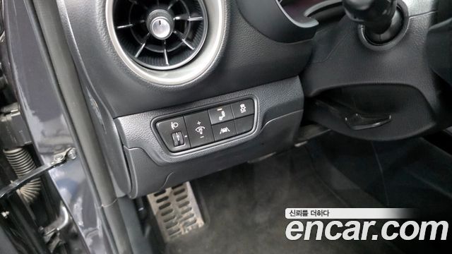 Kia K3 5Door GT Signature 2021 — фото 17