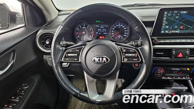 Kia K3 Standard 2021 — фото 13