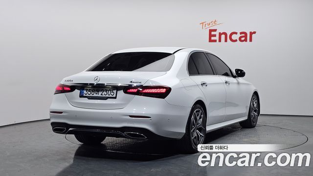Mercedes-Benz E-Class (W213) E220d 4MATIC AMG Line 2021 — фото 2