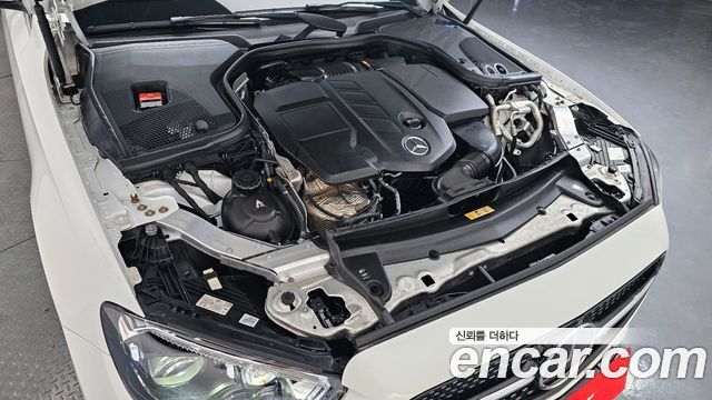 Mercedes-Benz E-Class (W213) E220d 4MATIC AMG Line 2021 — фото 6