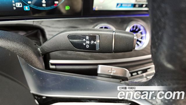 Mercedes-Benz E-Class (W213) E220d 4MATIC AMG Line 2021 — фото 24
