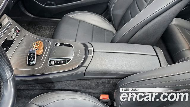 Mercedes-Benz E-Class (W213) E220d 4MATIC AMG Line 2021 — фото 29