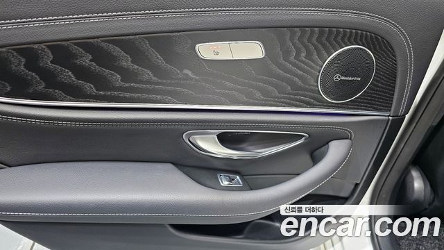 Mercedes-Benz E-Class (W213) E220d 4MATIC AMG Line 2021 — фото 30