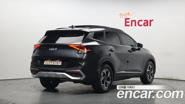 Kia Sportage (V) Diesel 2.0 2WD Prestige 2023 — фото 2