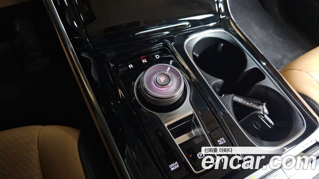 Kia Carnival (IV) Gasoline 7-Seater Signature 2021 — фото 9