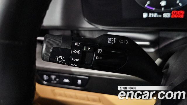 Kia Carnival (IV) Gasoline 7-Seater Signature 2021 — фото 28