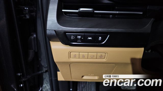 Kia Carnival (IV) Gasoline 7-Seater Signature 2021 — фото 29