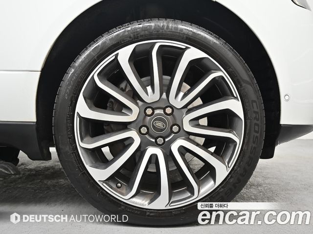 Land Rover Range Rover (IV) 4.4 SDV8 AB LWB DIESEL 2017 — фото 5