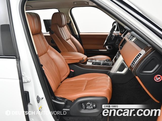 Land Rover Range Rover (IV) 4.4 SDV8 AB LWB DIESEL 2017 — фото 10