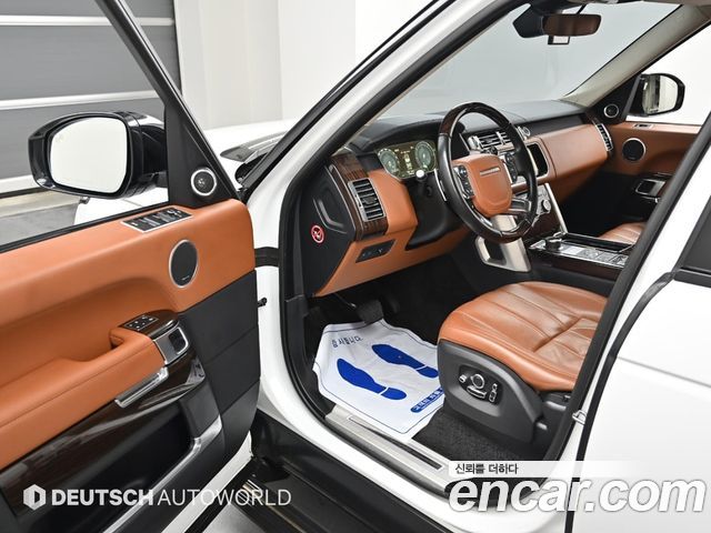 Land Rover Range Rover (IV) 4.4 SDV8 AB LWB DIESEL 2017 — фото 15