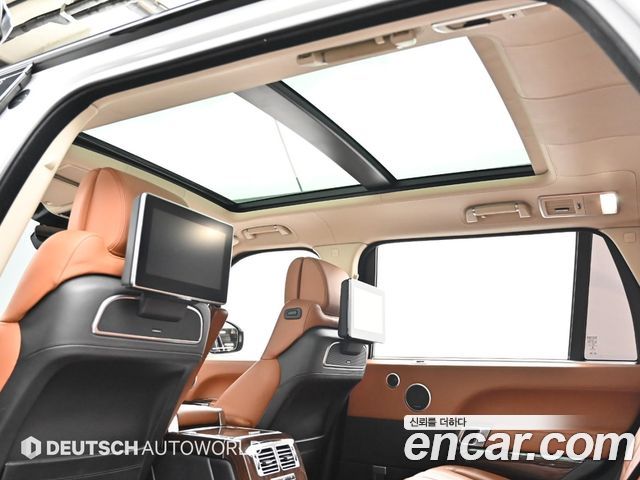 Land Rover Range Rover (IV) 4.4 SDV8 AB LWB DIESEL 2017 — фото 22