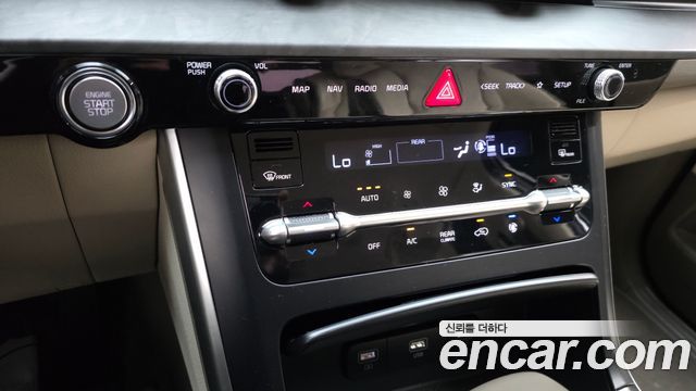 Kia Carnival (IV) Diesel 9-Seater Prestige 2021 — фото 17